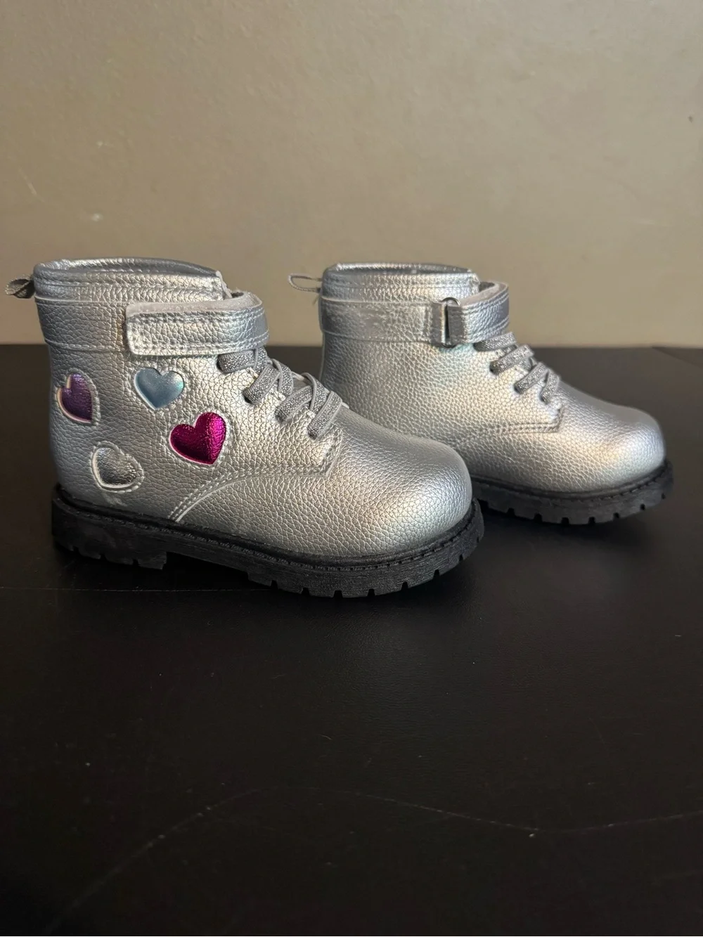 Carter’s, Sliver Faux Fur Leather & Heart, Children’s Size 9, Girl’s Ankle Boots